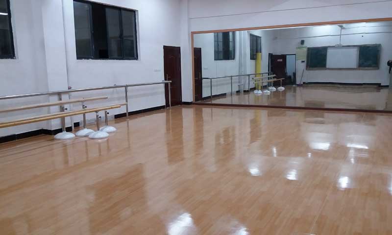 江西省宜春市外國語學校舞蹈草莓视频APP色版 江西省宜春市外國語學校舞蹈草莓视频APP色版